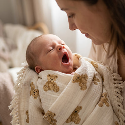 Couverture bébé petit ourson polyvalente