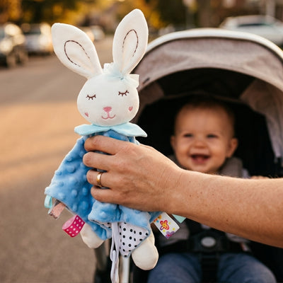 Doudou bebe voyageur bleu