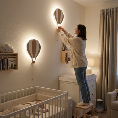 Veilleuse bébé murale montgolfière